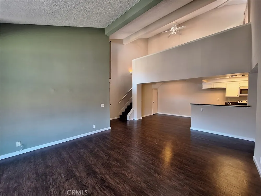 92 Country Mile Pomona, CA 91766