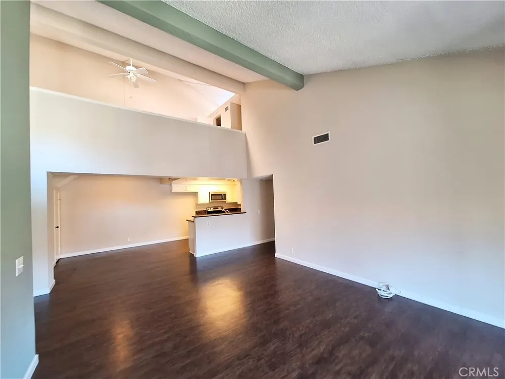 92 Country Mile Pomona, CA 91766