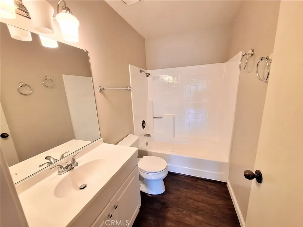 92 Country Mile Pomona, CA 91766