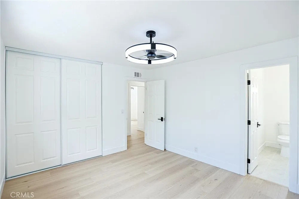 1246 E Turin Anaheim, CA 92805
