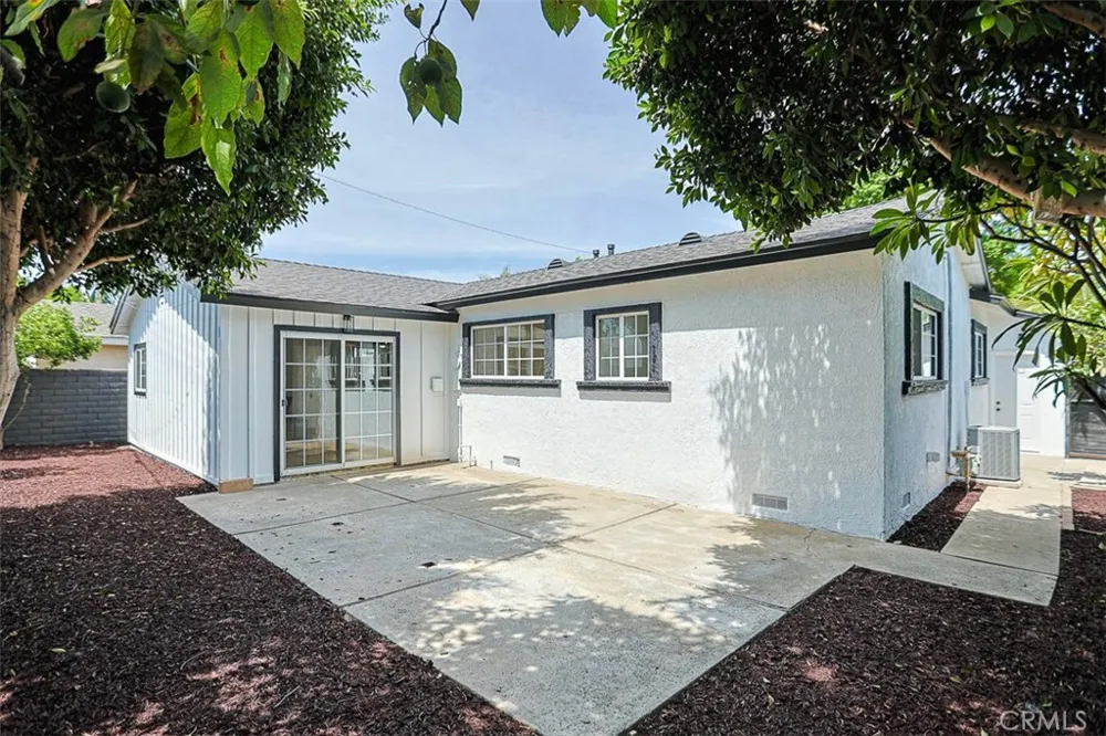 1246 E Turin Anaheim, CA 92805