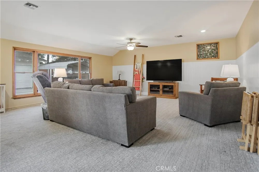 2524 E Evergreen West Covina, CA 91791