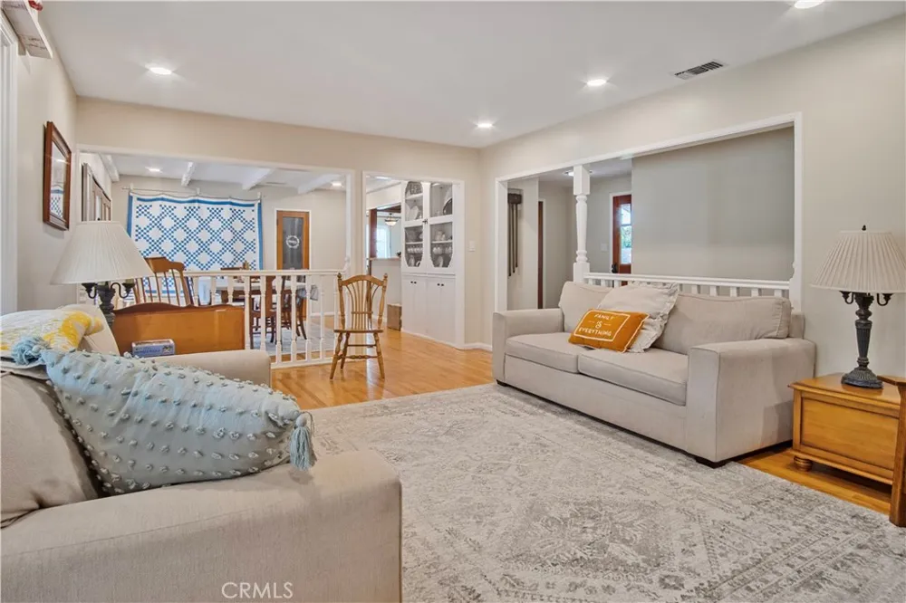 2524 E Evergreen West Covina, CA 91791