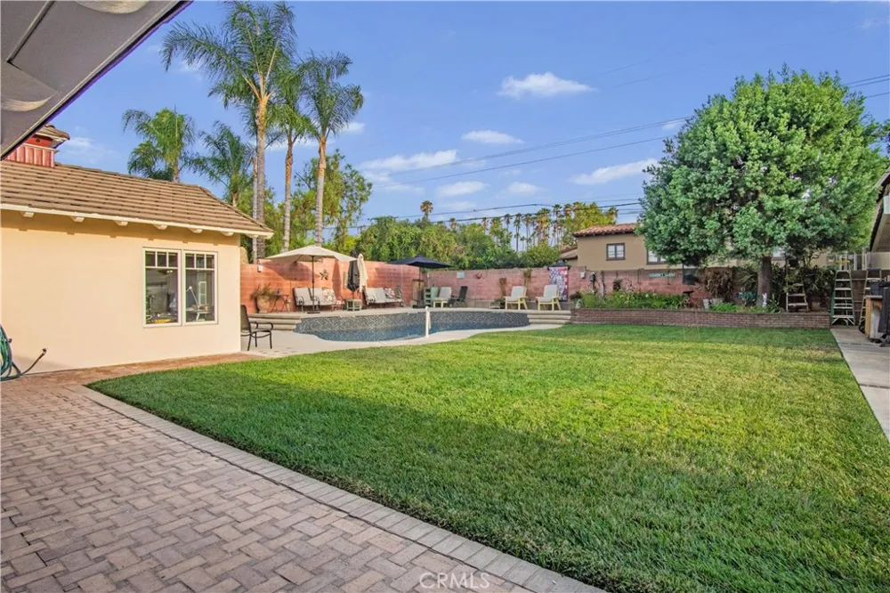 2524 E Evergreen West Covina, CA 91791