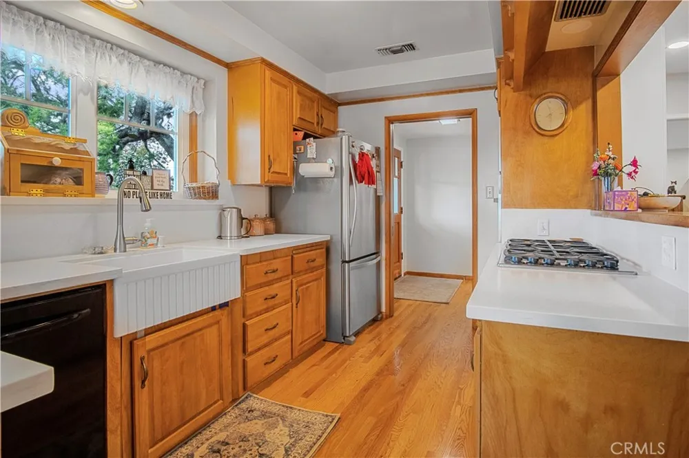 2524 E Evergreen West Covina, CA 91791
