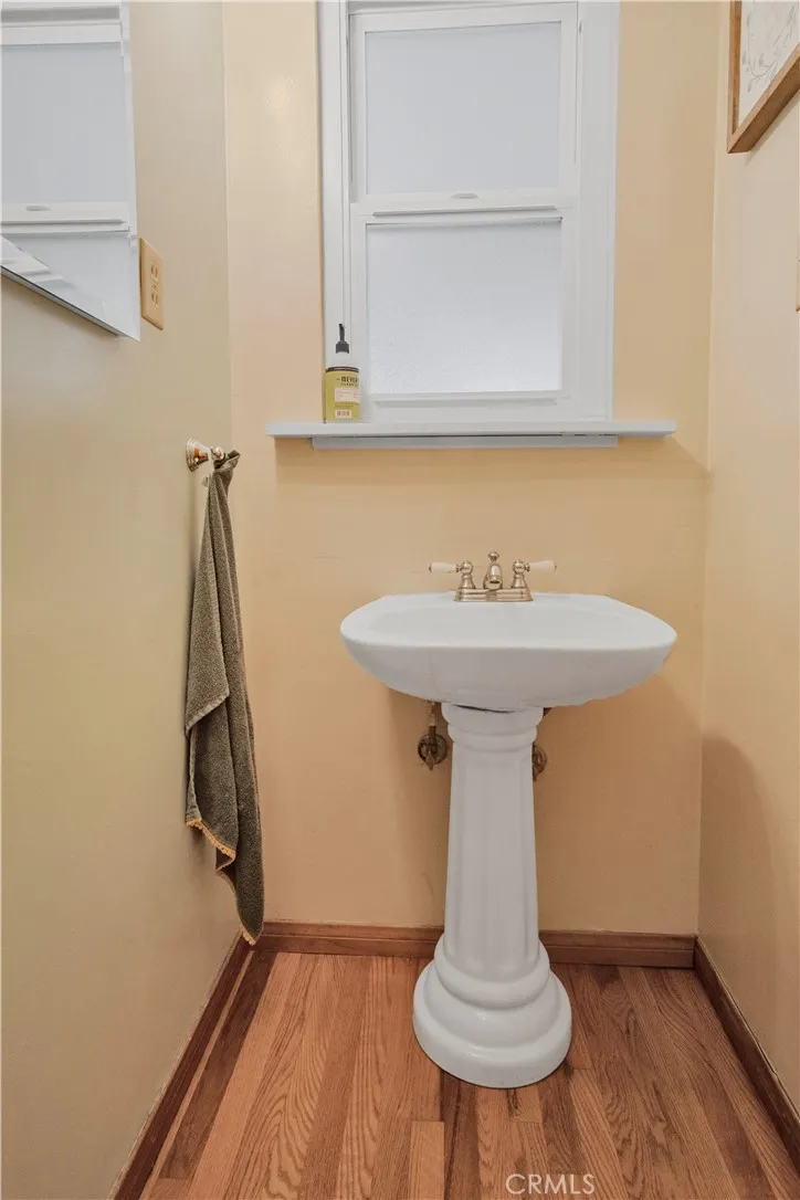 2524 E Evergreen West Covina, CA 91791