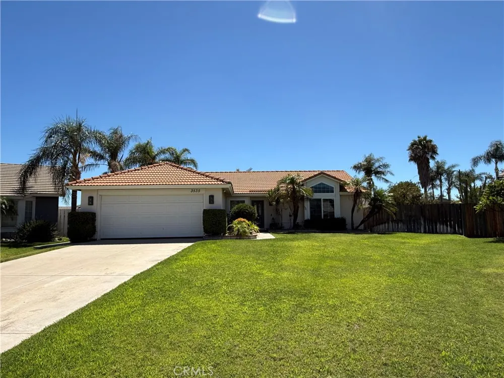 3535 Fernwood Avenue Rialto, CA 92377