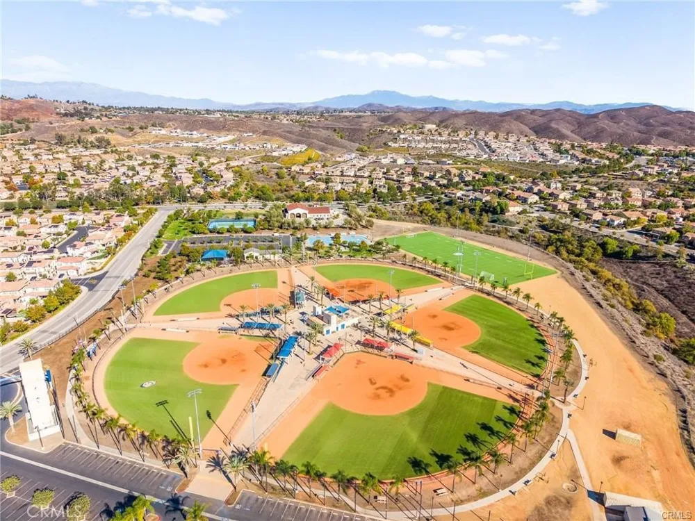 52988 Astrid Lake Elsinore, CA 92532