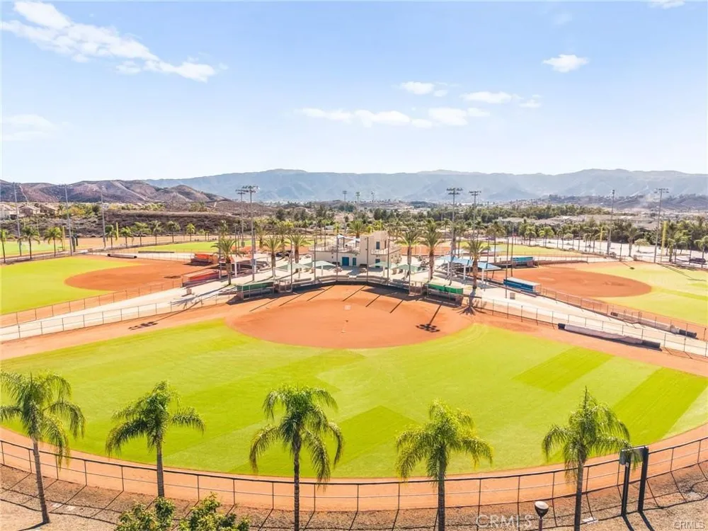 52988 Astrid Lake Elsinore, CA 92532