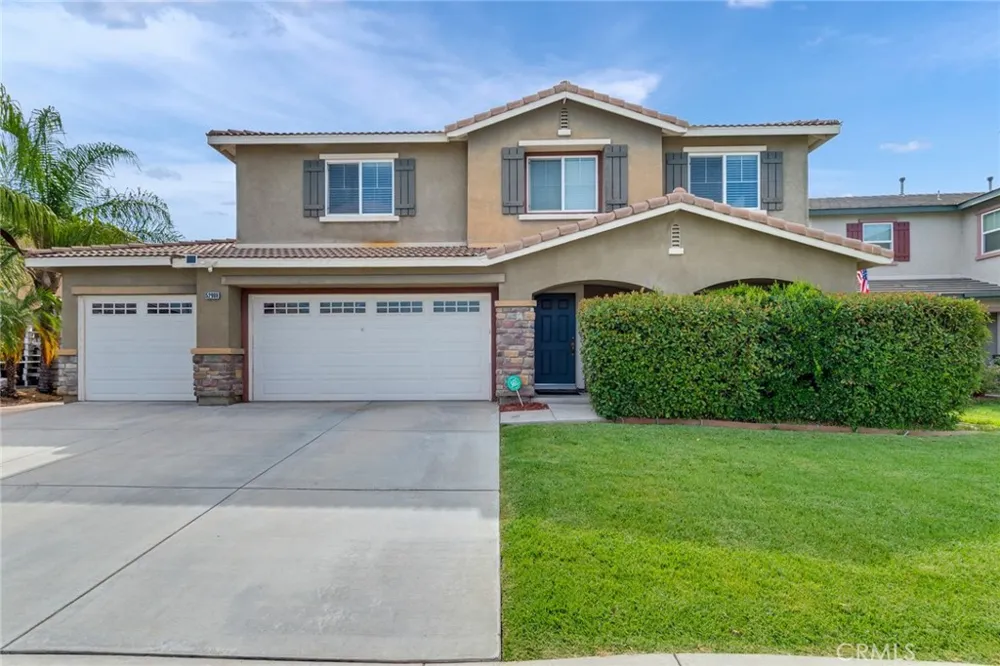 52988 Astrid Lake Elsinore, CA 92532