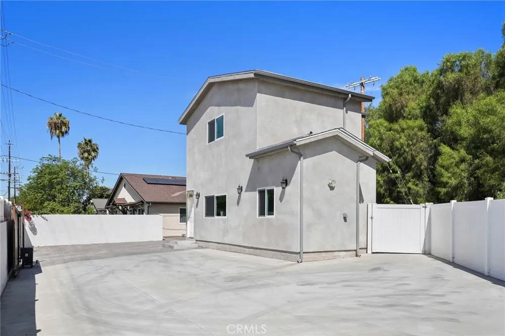 16507 San Fernando Mission Boulevard Granada Hills, CA 91344