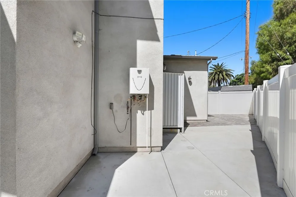 16507 San Fernando Mission Boulevard Granada Hills, CA 91344
