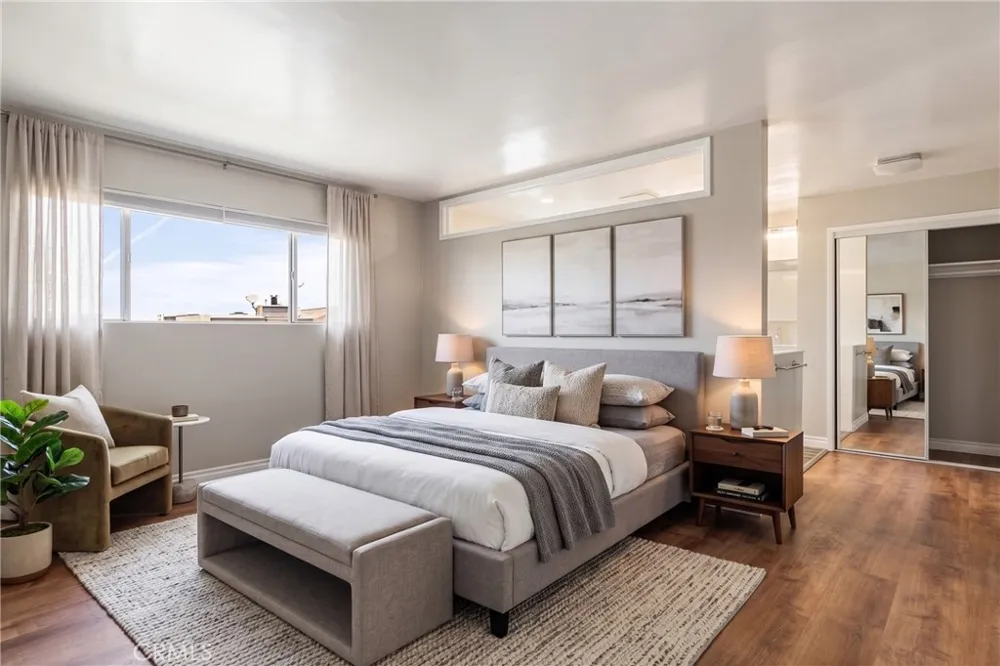 2699 E 20th Signal Hill, CA 90755