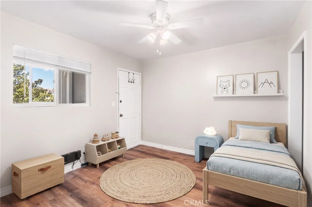 2699 E 20th Signal Hill, CA 90755
