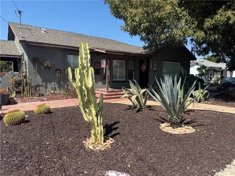 2210 Rockway