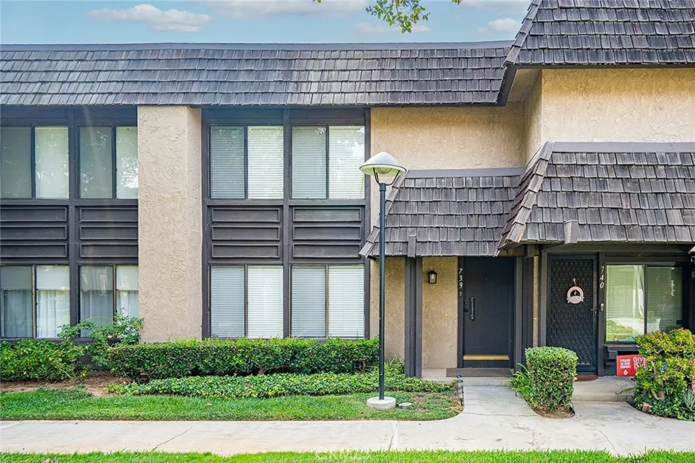 739 Knollwood Lane San Dimas, CA 91773