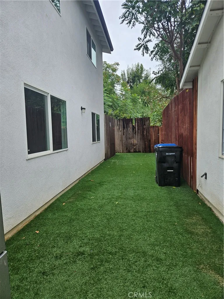 12921 NORRIS (BACK HOUSE) Sylmar, CA 91342