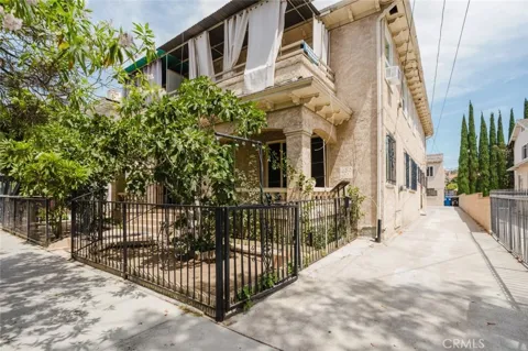 1634 Alexandria Avenue