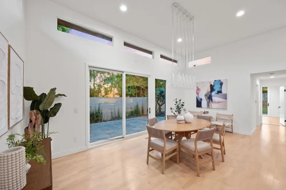 280 Torrey Pines Terrace Del Mar, CA 92014