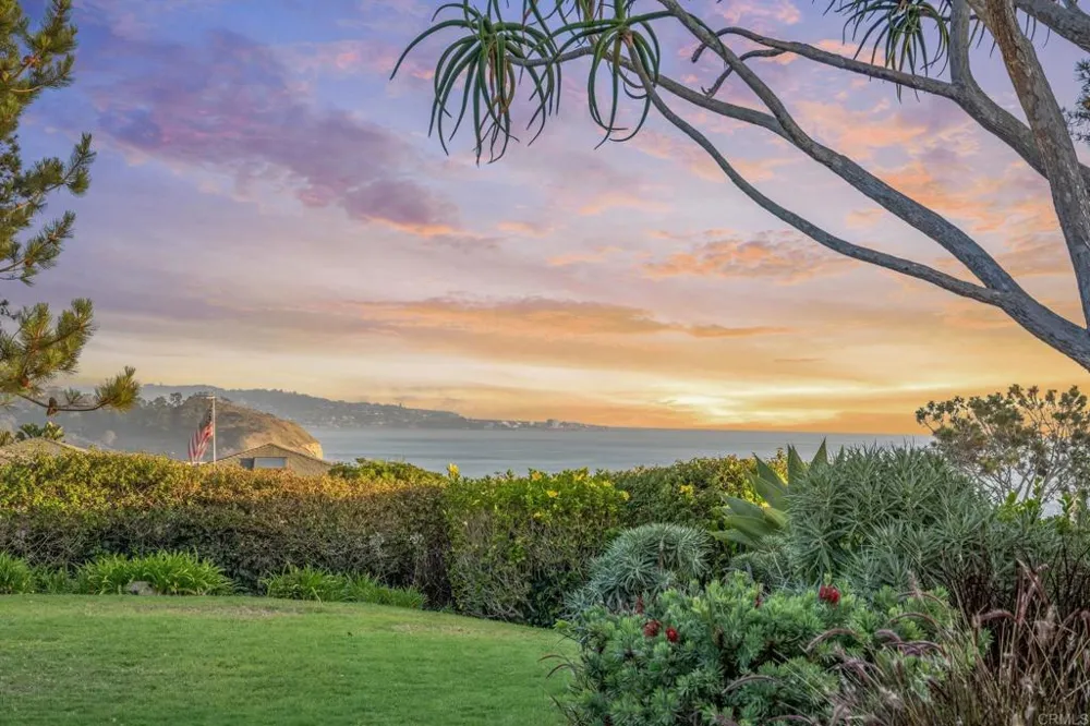 280 Torrey Pines Terrace Del Mar, CA 92014