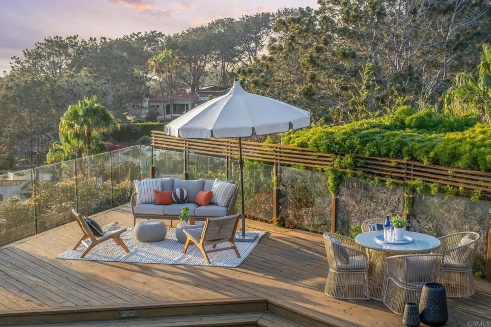 280 Torrey Pines Terrace Del Mar, CA 92014