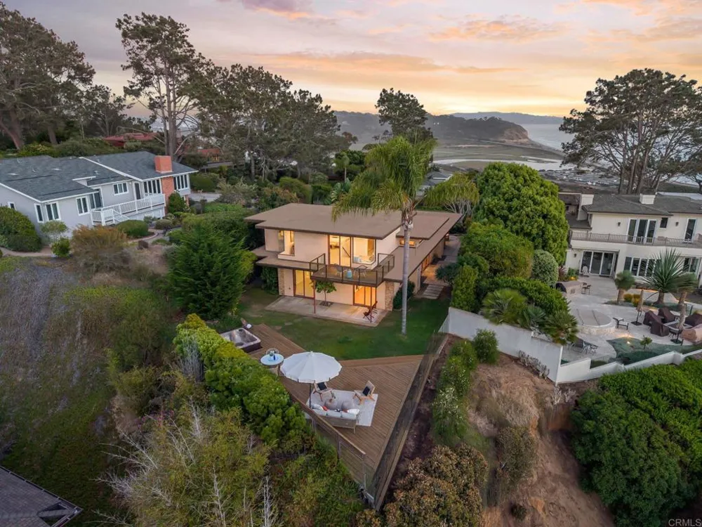 280 Torrey Pines Terrace Del Mar, CA 92014