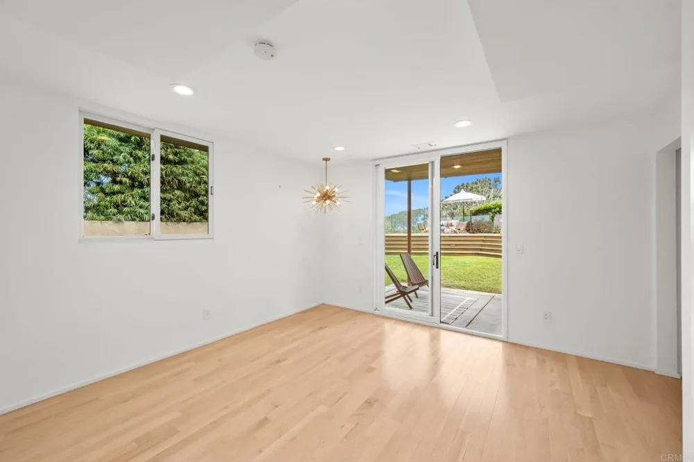 280 Torrey Pines Terrace Del Mar, CA 92014