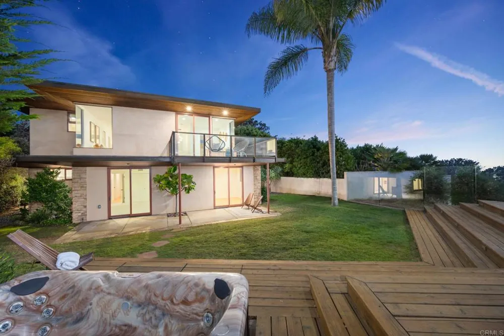 280 Torrey Pines Terrace Del Mar, CA 92014