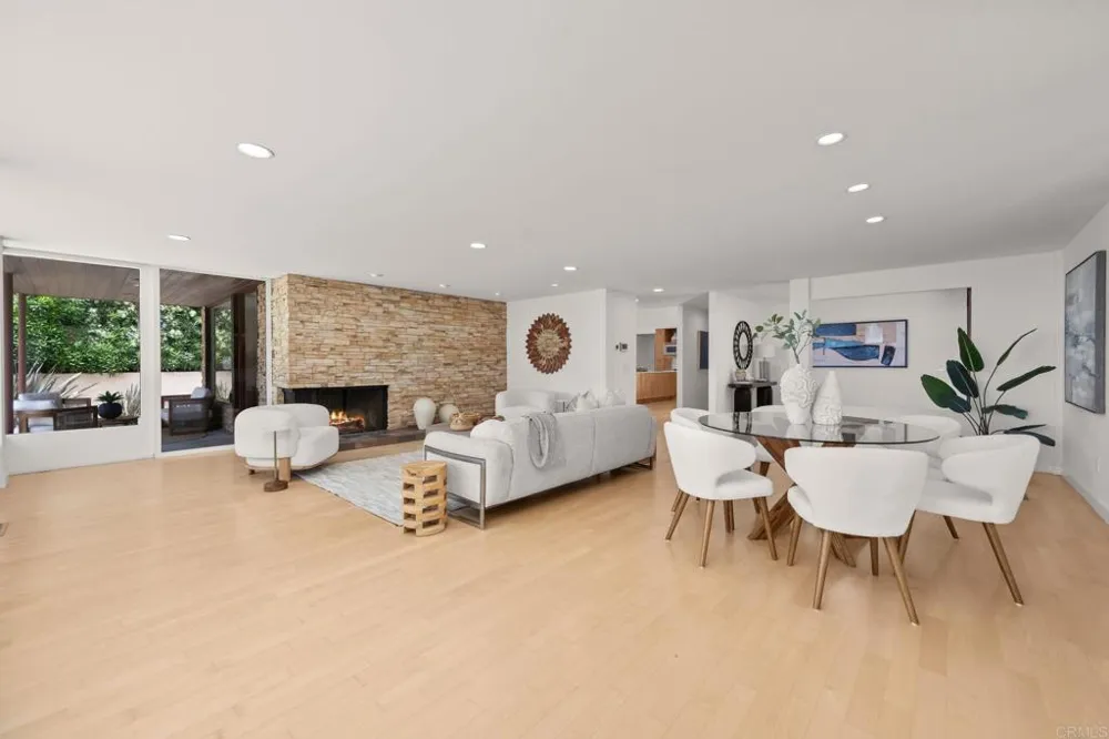 280 Torrey Pines Terrace Del Mar, CA 92014