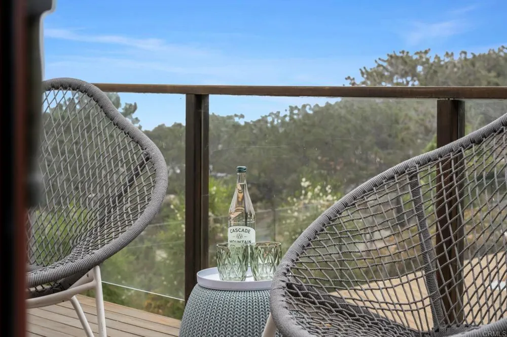 280 Torrey Pines Terrace Del Mar, CA 92014