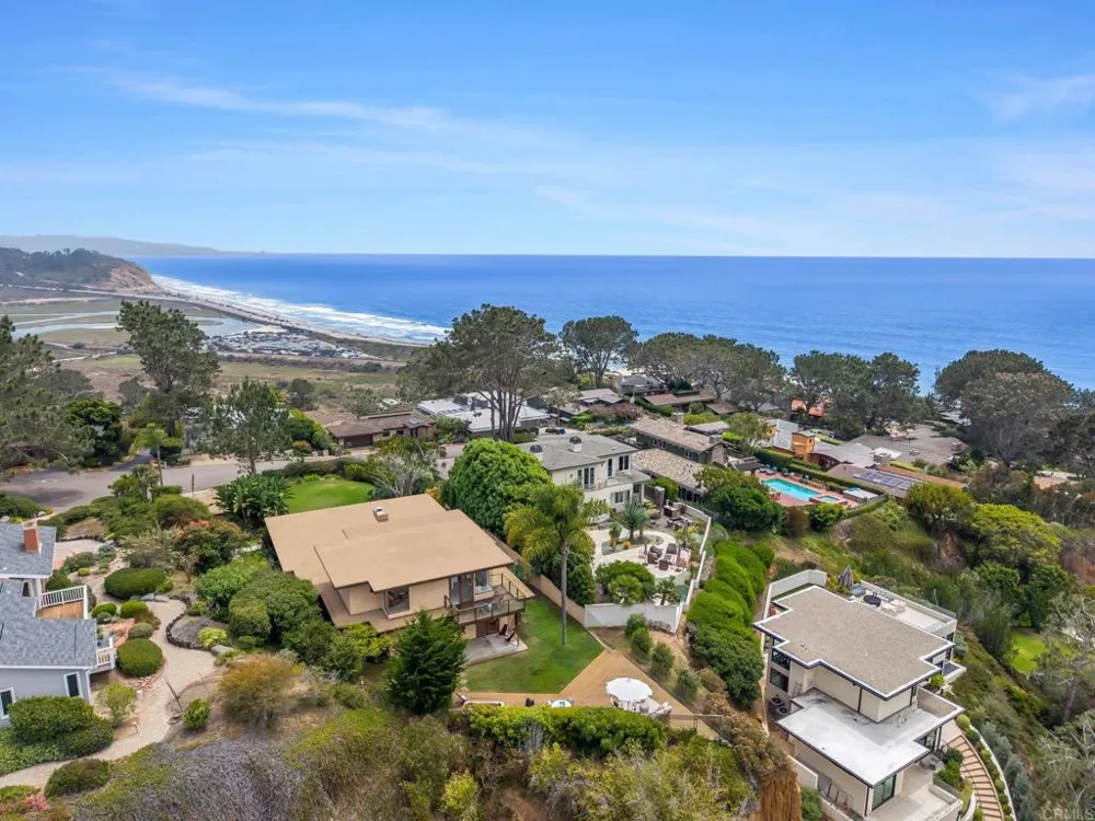 280 Torrey Pines Terrace Del Mar, CA 92014