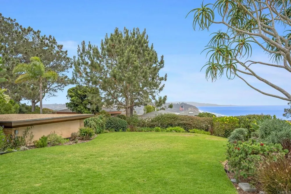 280 Torrey Pines Terrace Del Mar, CA 92014