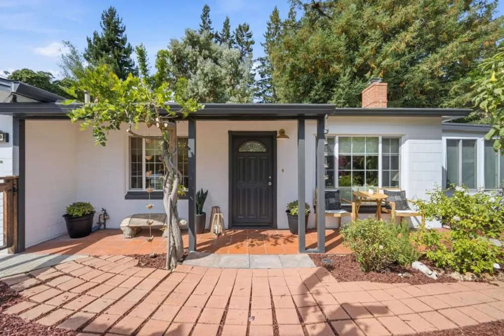 190 E Middlefield Road Mountain View, CA 94043