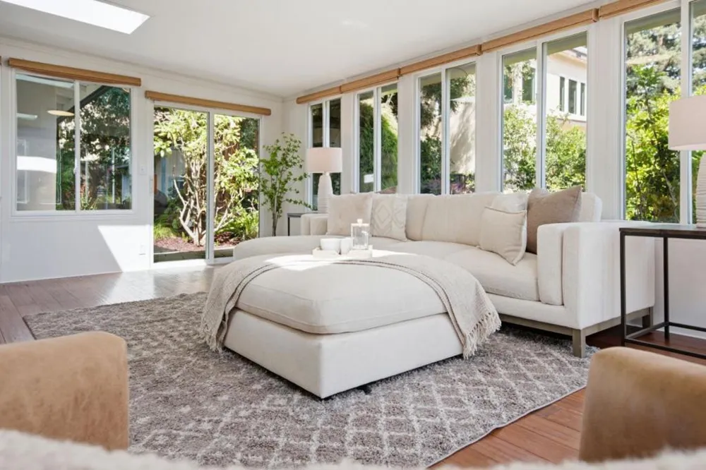190 E Middlefield Road Mountain View, CA 94043