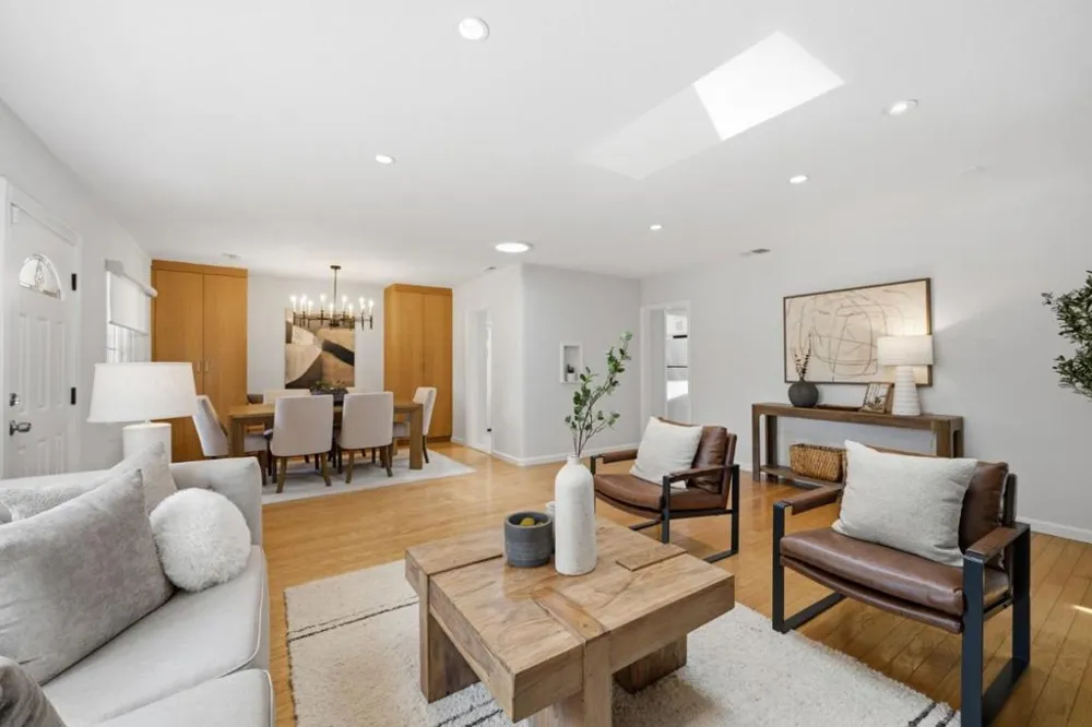 190 E Middlefield Road Mountain View, CA 94043