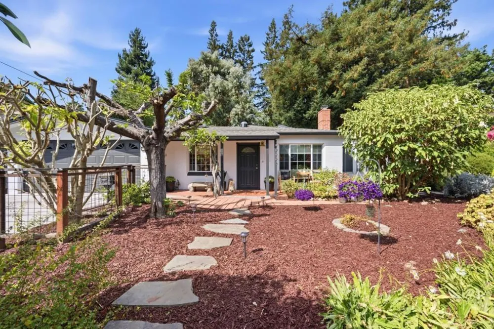 190 E Middlefield Road Mountain View, CA 94043