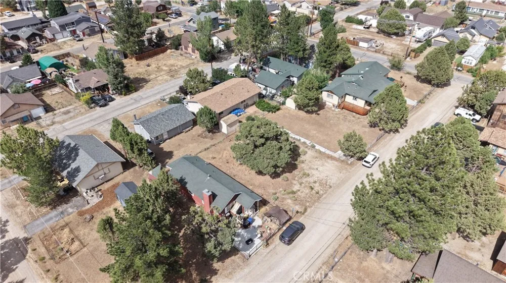 111 3rd Ln Big Bear Lake, CA 92315