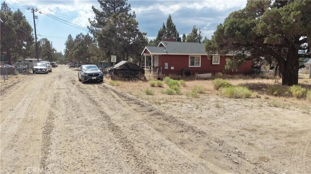 111 3rd Ln Big Bear Lake, CA 92315