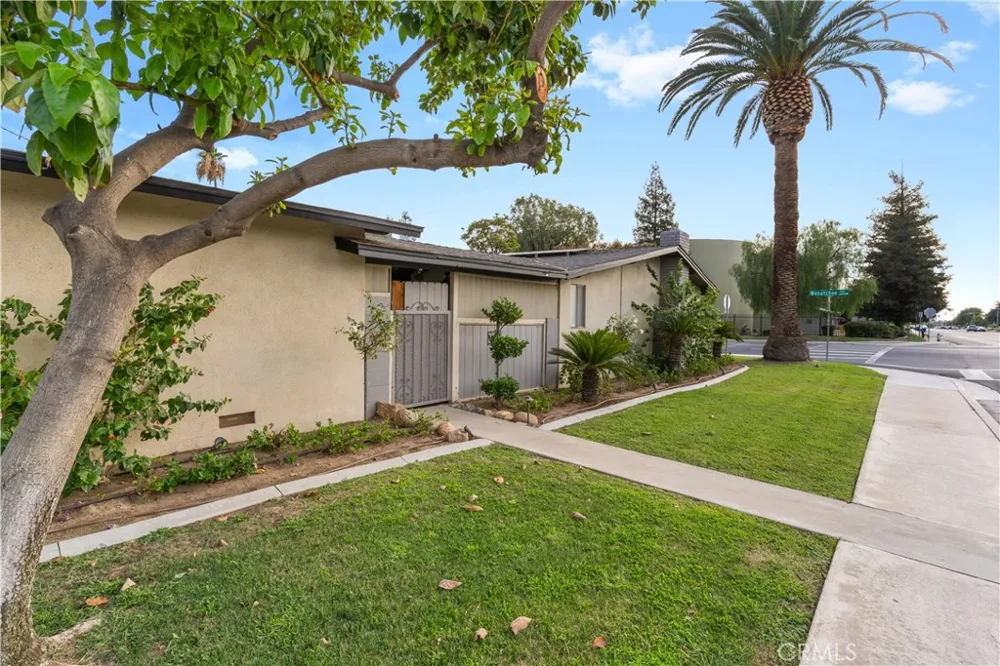 3415 Wenatchee Bakersfield, CA 93306