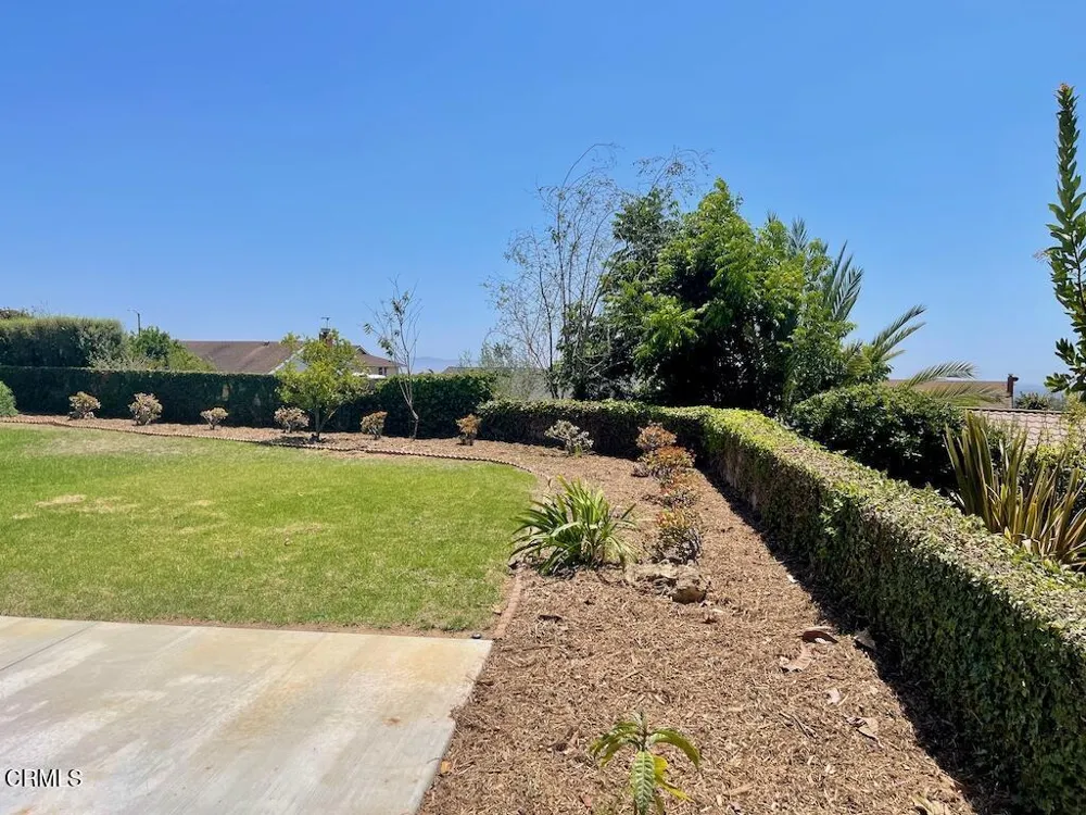 642 Creekmont Court Ventura, CA 93003