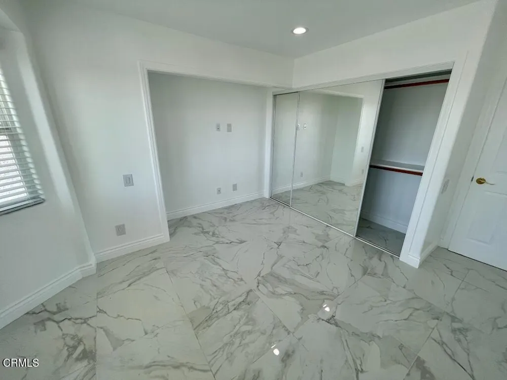 642 Creekmont Court Ventura, CA 93003