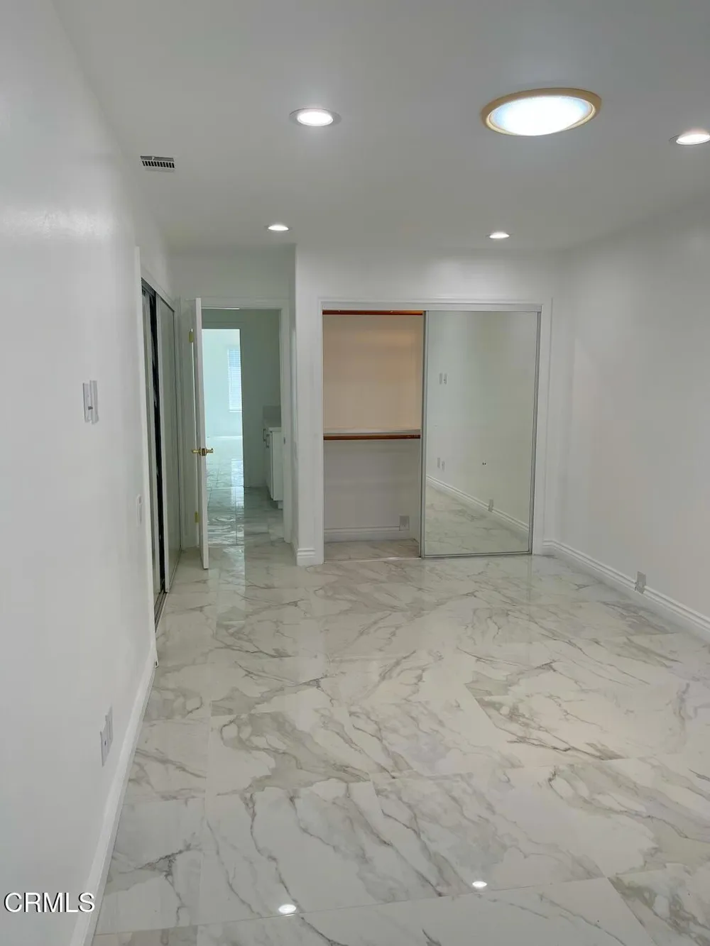 642 Creekmont Court Ventura, CA 93003