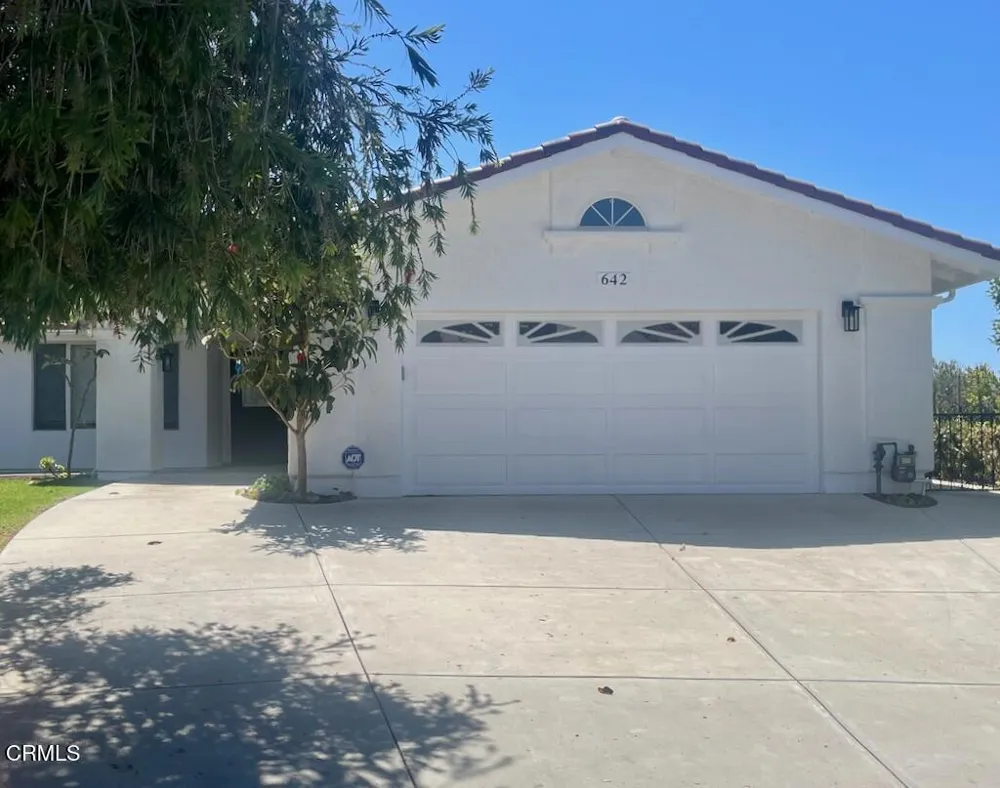 642 Creekmont Court Ventura, CA 93003