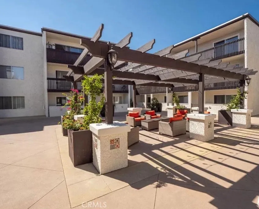 5334 Lindley Avenue #126 Encino, CA 91316