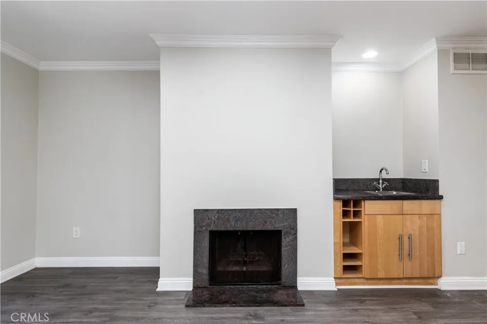 5334 Lindley Avenue #126 Encino, CA 91316