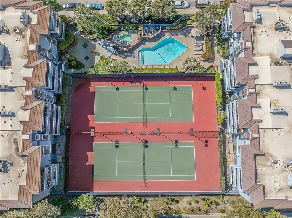 4600 Via Dolce #206 Marina del Rey, CA 90292