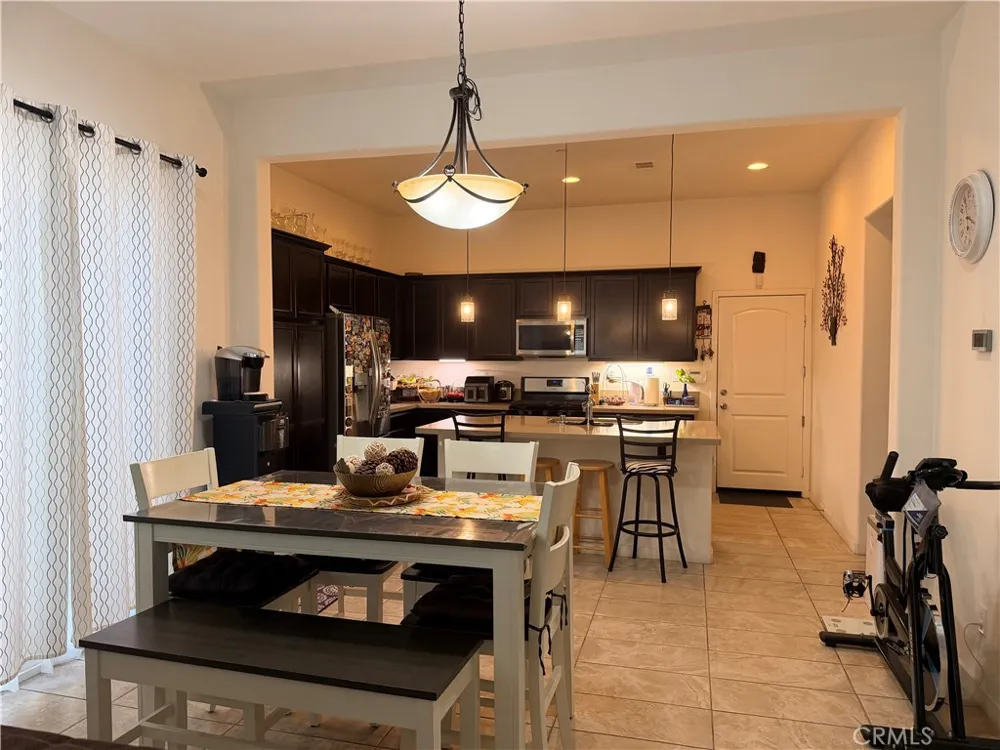 5014 Birch Montclair, CA 91763