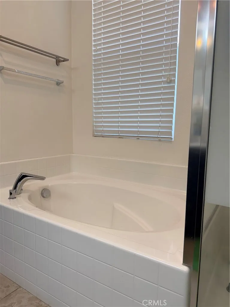 5014 Birch Montclair, CA 91763