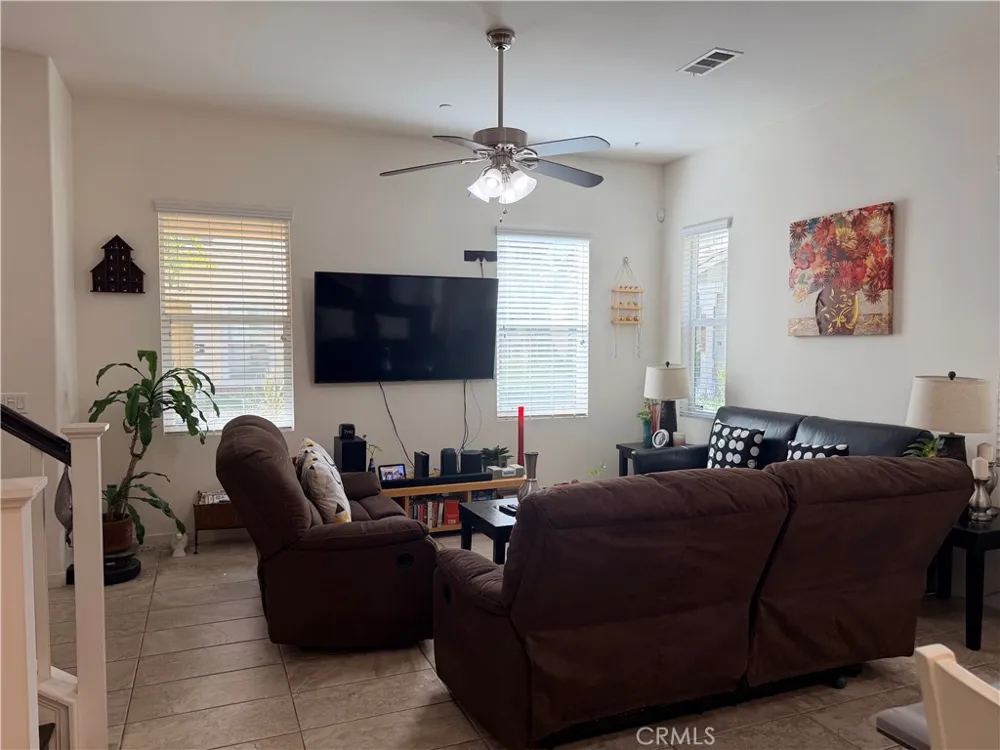 5014 Birch Montclair, CA 91763