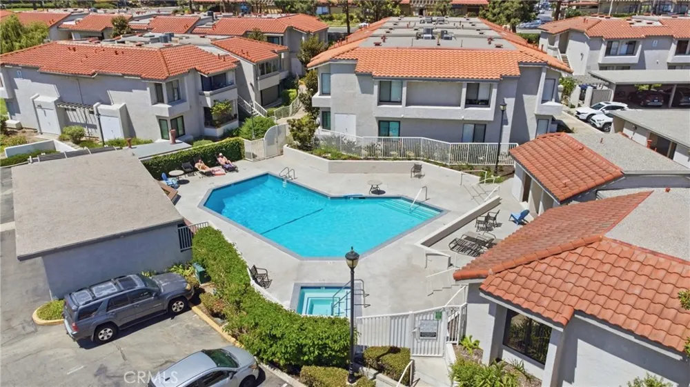 24278 El Pilar Laguna Niguel, CA 92677